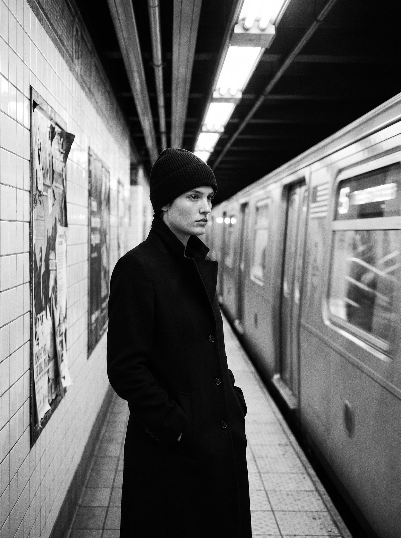 Look 05: Long coat